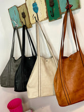 Carica l&#39;immagine nel visualizzatore di Gallery, Bayside BS 798
