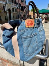 Carica l&#39;immagine nel visualizzatore di Gallery, Bayside Borsa in Jeans
