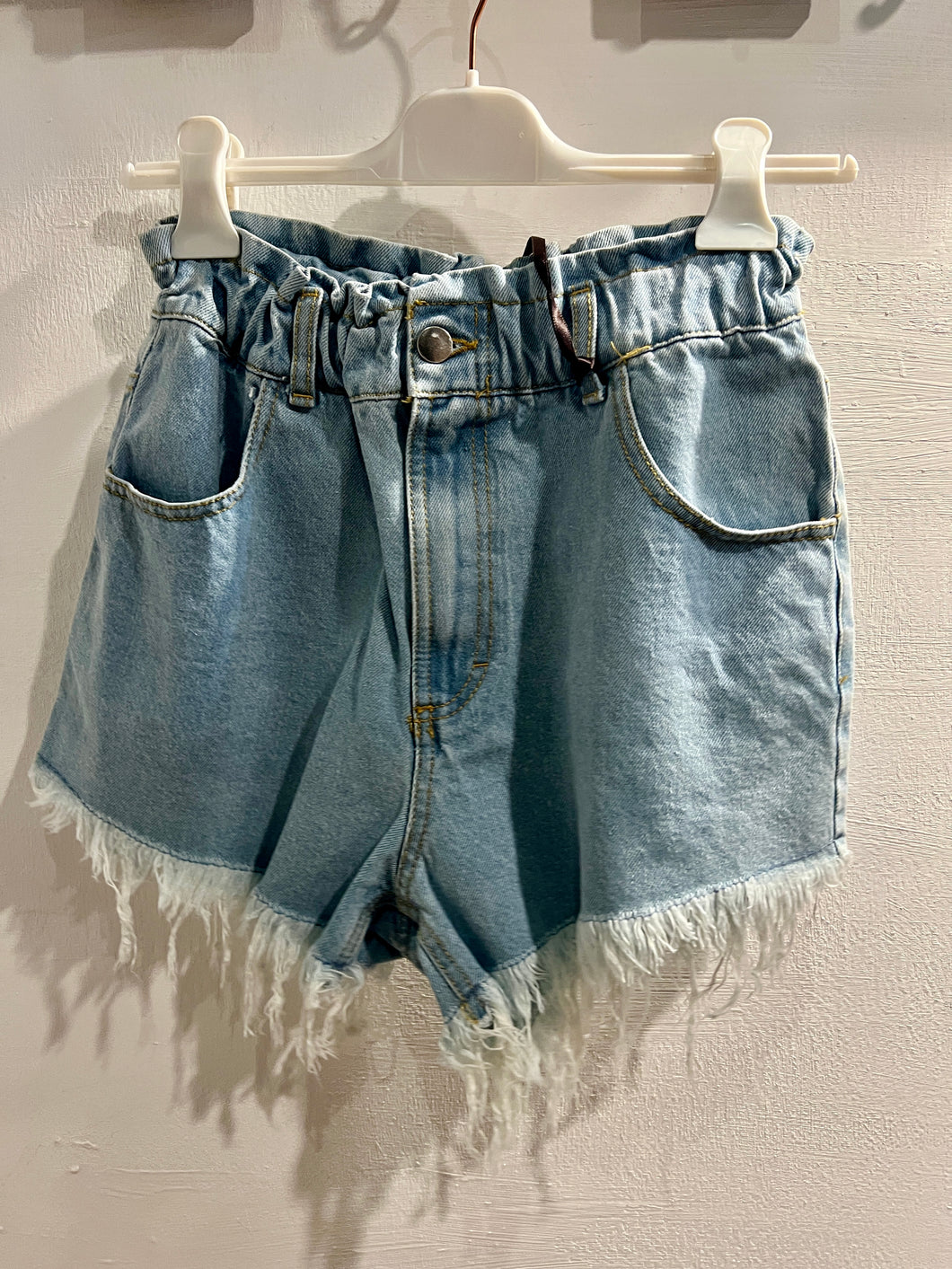 Shorts in jeans Caramella