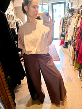 Carica l'immagine nel visualizzatore di Gallery, T-shirt Pinces
