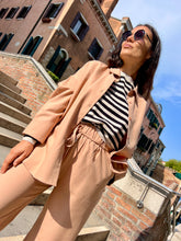 Carica l&#39;immagine nel visualizzatore di Gallery, Camicia BASIC
