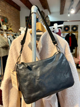 Carica l'immagine nel visualizzatore di Gallery, Bayside BS807
