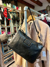 Carica l'immagine nel visualizzatore di Gallery, Bayside BS807
