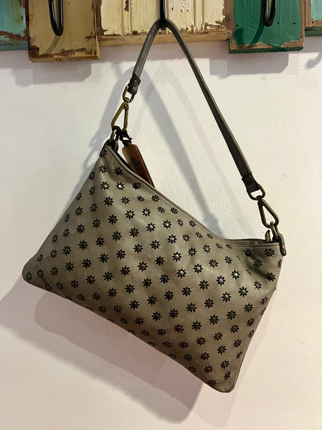 Bayside Borsa BS237