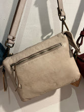 Carica l&#39;immagine nel visualizzatore di Gallery, Pochette Bayside BS736
