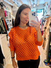 Carica l&#39;immagine nel visualizzatore di Gallery, Maglia traforata Arancione
