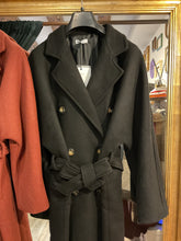 Carica l&#39;immagine nel visualizzatore di Gallery, Cappotto Doppiopetto con cintura
