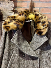 Carica l&#39;immagine nel visualizzatore di Gallery, Susy Mix Cappotto corto
