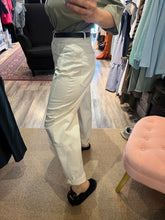 Carica l'immagine nel visualizzatore di Gallery, Kikisix Pantaloni barrel con Cintura
