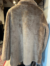 Carica l'immagine nel visualizzatore di Gallery, Cappotto Teddy
