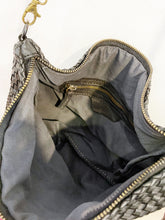 Carica l&#39;immagine nel visualizzatore di Gallery, Borsa intreccio PAMELA maxi
