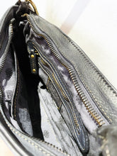 Carica l&#39;immagine nel visualizzatore di Gallery, Pochette Bayside84 415
